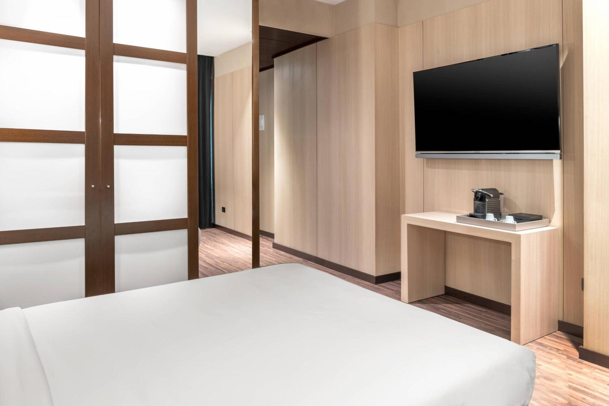 Ac Forum By Marriott Hotel 4*